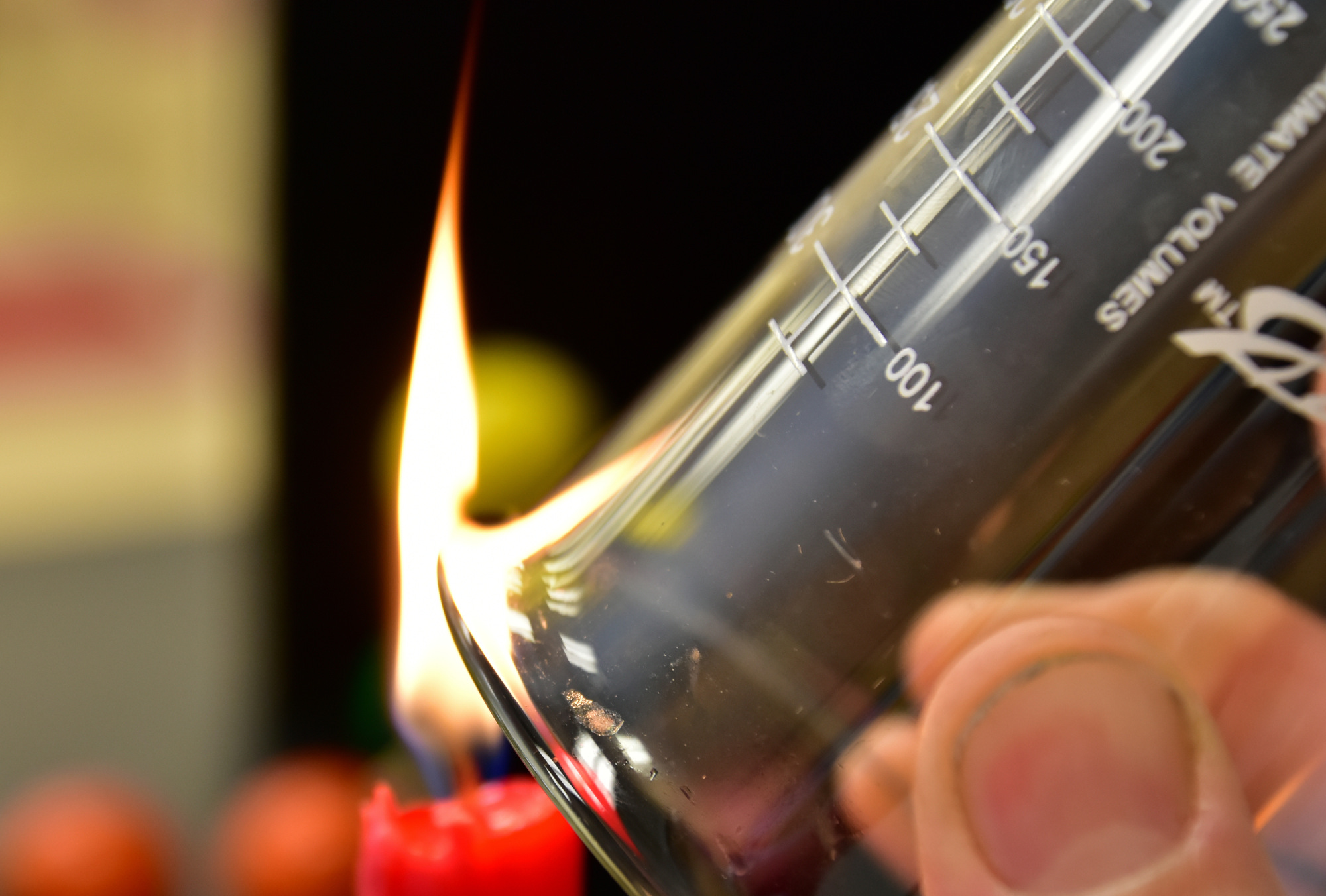 Candle.Lab_012.BrightPartofFlame1 (632K)