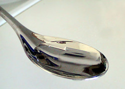 tablespoon of water (14K)